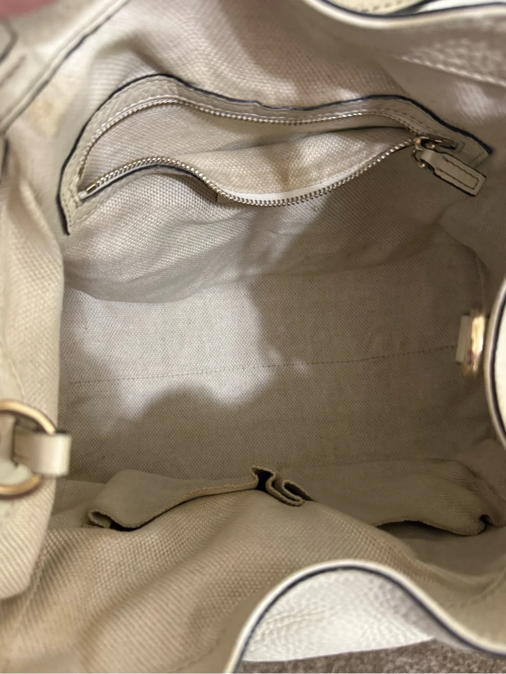 Gucci SoHo Crème Shoulder Bag in EUC - Picture 15 of 15